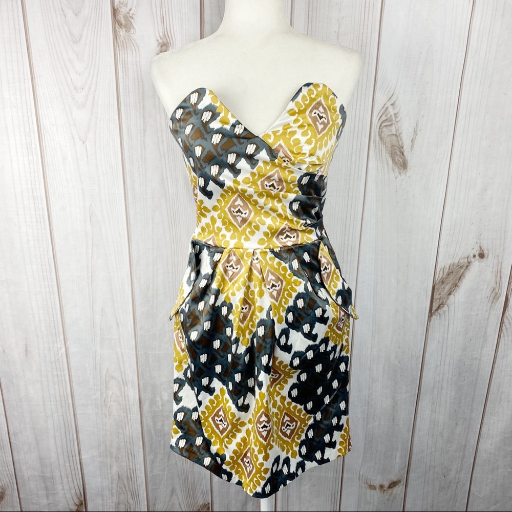 SNAP Yellow/Gray Strapless Sweetheart Neck Pleated Sheath Dress - Juniors 13
